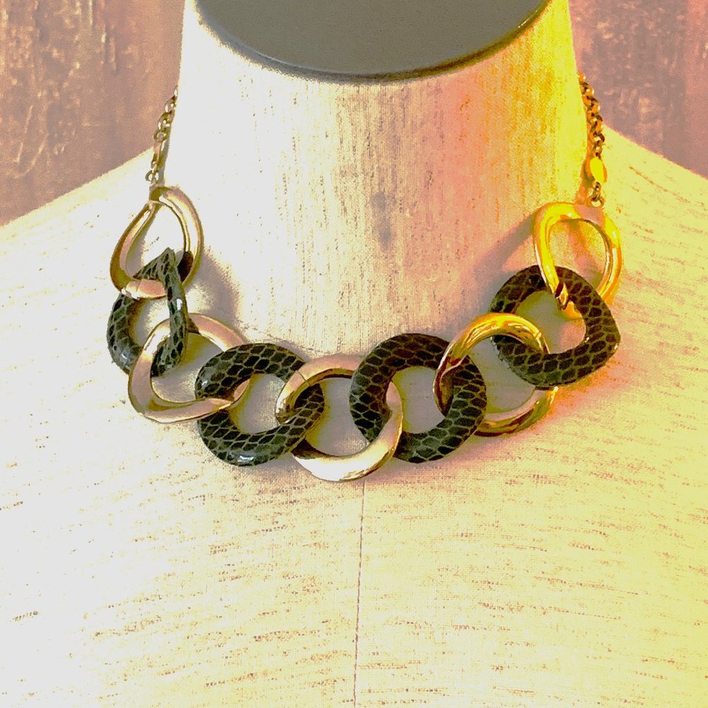 Monet chunky necklace